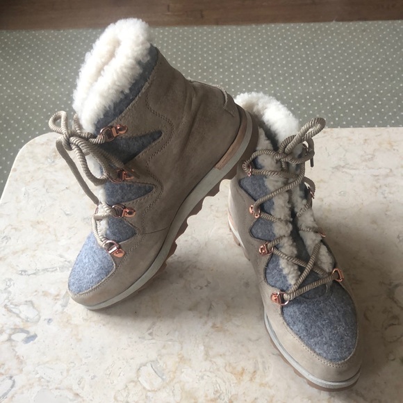 Sorel Sneakchic Alpine Shearling and Leather Laceup Boots Size 8 - Picture 9 of 16